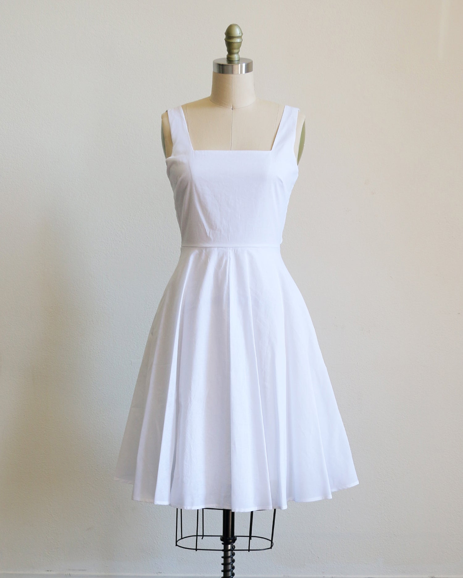 Apricity | EMMA Dress in Ivory White Cotton | Apricity